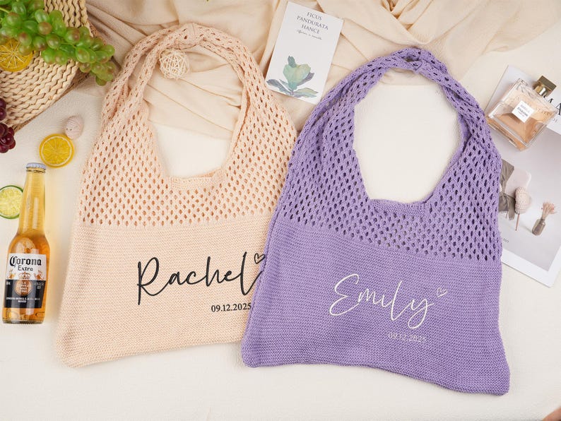 May include: Two knitted tote bags, one in peach and one in lavender, with an open weave design. The peach bag has the name "Rachel" and the date "09.12.2025" printed on it. The lavender bag has the name "Emily" and the date "09.12.2025" printed on it.