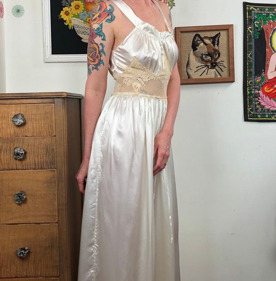 Vintage Ivory Satin Gown, 70s does 30s Hollywood … - image 7