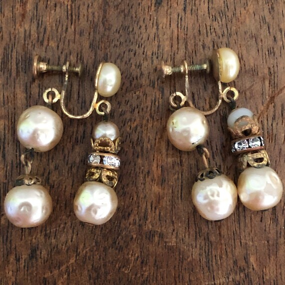 Vintage Screw Back Pearl Dangle Earrings, 1960s F… - image 10