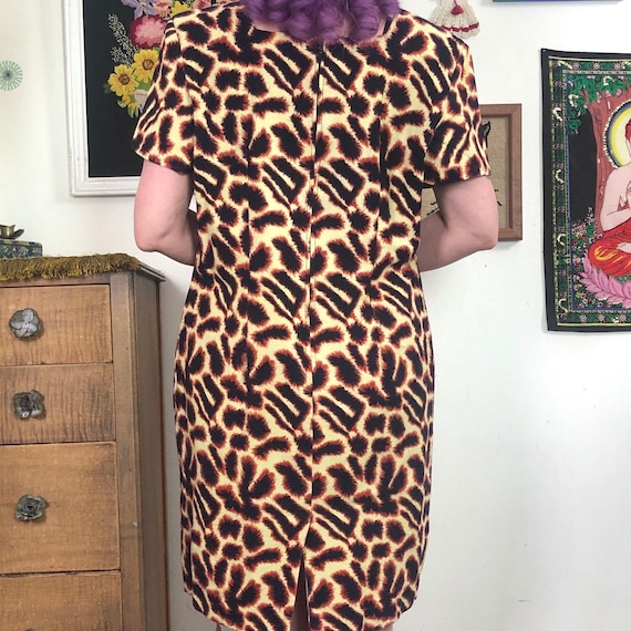 Vintage Leopard Print Shift Dress, 1980s Hand Mad… - image 9