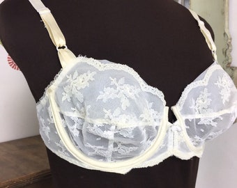 Vintage Sheer Lace Bra Size 36B, 1950s Bombshell Underwire Brassiere, White  Lace by Surprise, Pin up Girl Boudoir Vixen Bombshell Style 