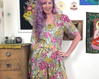 Mono vintage con estampado floral rosa y dorado, mono de rayón con estampado de flores tropicales de los años 90, talla M