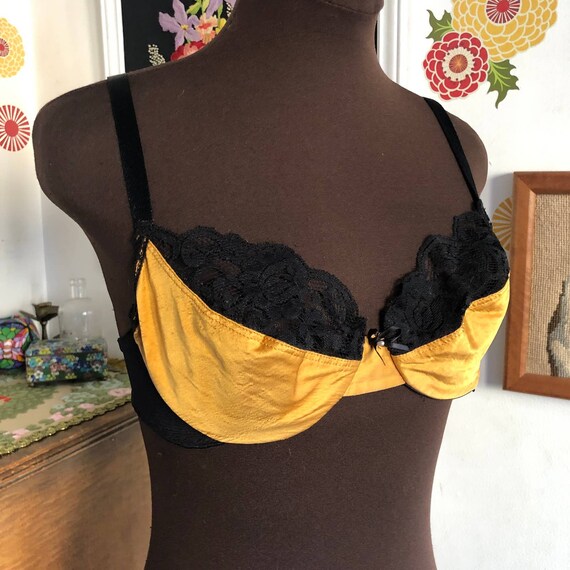 black bra 34c - Gem