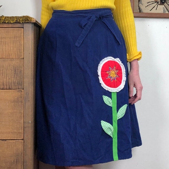 Vintage Flower Wrap Skirt, 1970s Folk Art Appliqu… - image 5