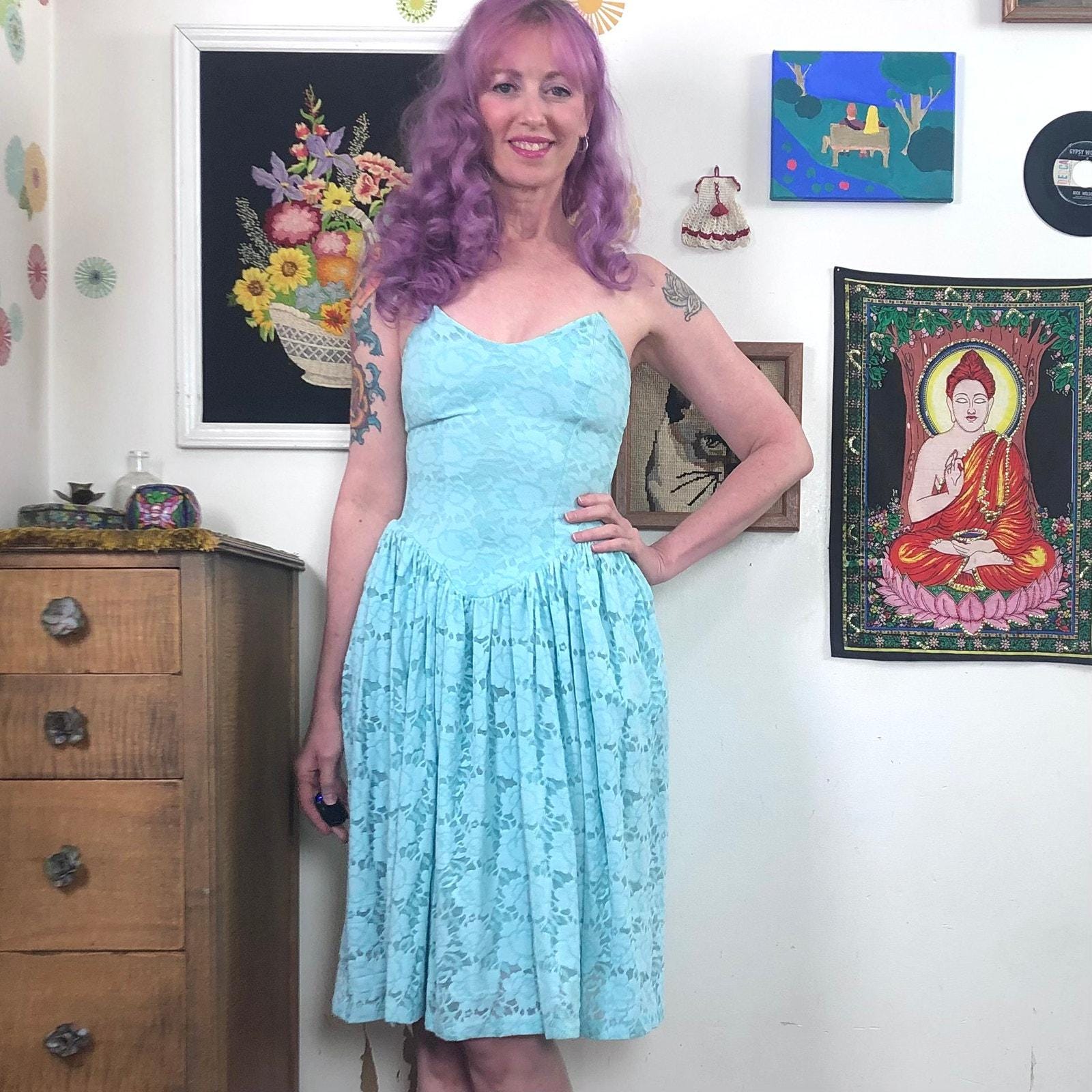BETSEY JOHNSON vintageショートパンツ Vintage Betsey Johnson 90s Y2K Floral Sheer Mesh Slip Dress