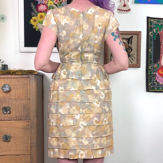 Vintage Gold Floral Wiggle Dress, 1950s Mustard D… - image 3