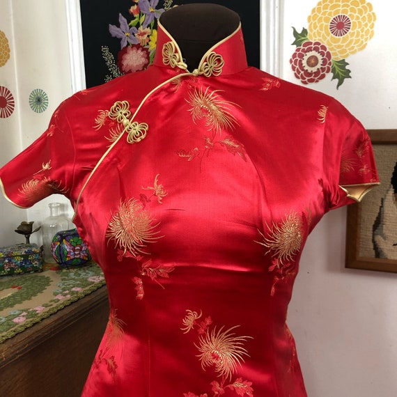 Vintage Cheongsam Dress, 1970s Red & Gold Satin E… - image 2
