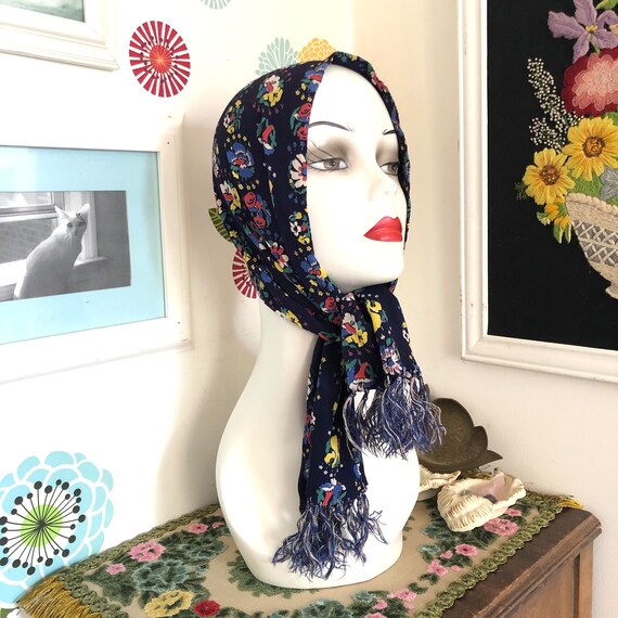 Vintage Floral Rayon Scarf, Short Neck Scarf with… - image 7