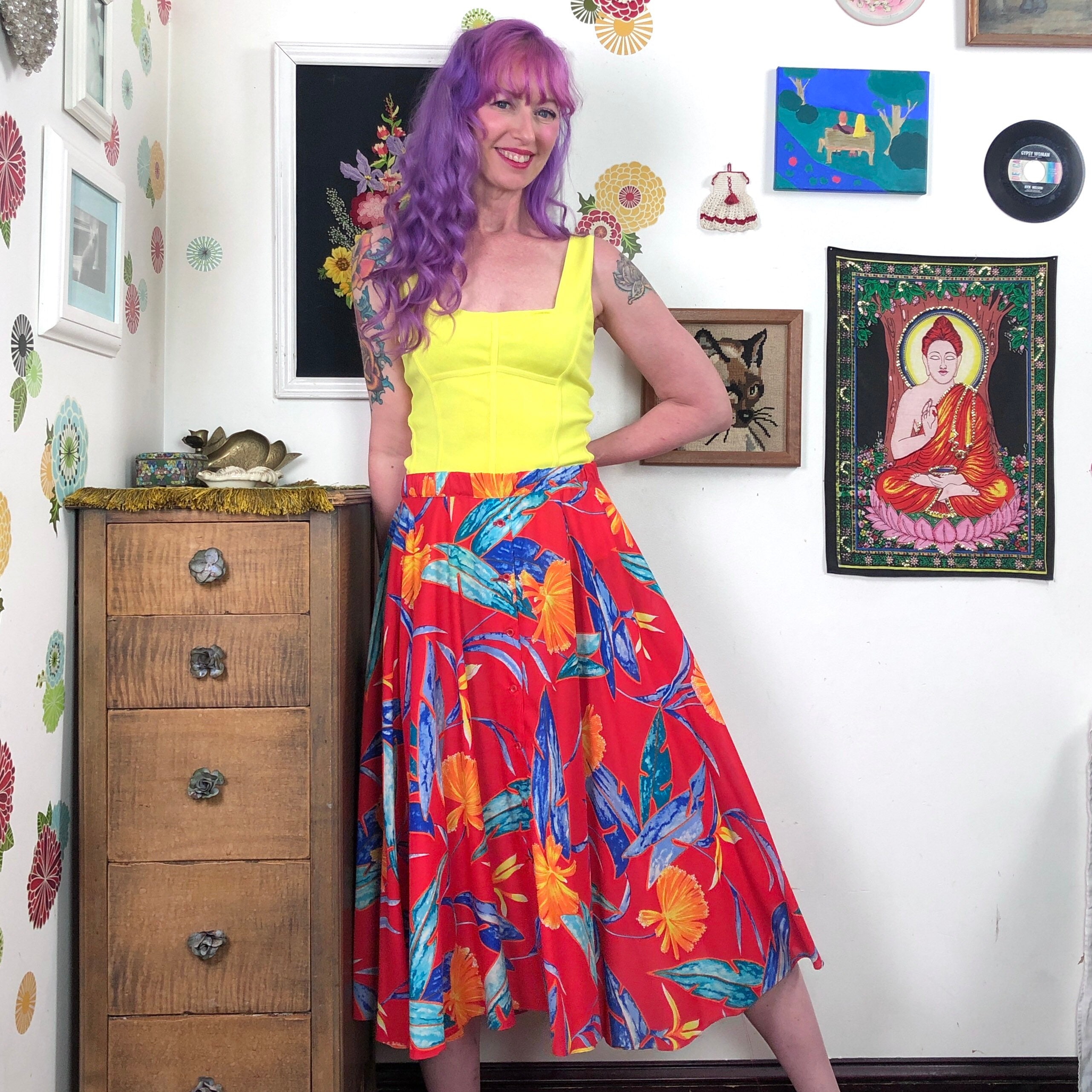 Vintage Hawaiian Print Circle Skirt 1980s Red Tropical Print Midi Skirt with Button Front Closure Size 1x