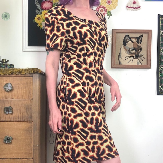 Vintage Leopard Print Shift Dress, 1980s Hand Mad… - image 8