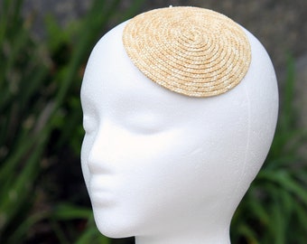 4 Zoll runder Fascinator-Sockel aus echtem Stroh • Mini-Hutkörper in natürlicher Farbe