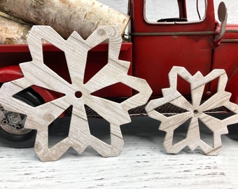 11 white woodgrain paper snowflakes - White wash wood design paper + chipboard Snowflake die cuts - use as ornaments, garlands+