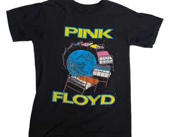 RARE 1987-1988 Pink Floyd World Tour Mint Condition T-Shirt | Pink Floyd Vintage Tour Tee