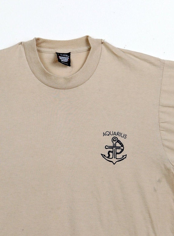 Aquarius Anchor Vintage Graphic Tee