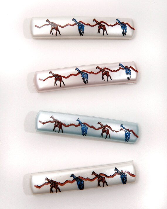 Vintage Set of Two Pearlescent Giraffe Hair Clips - Etsy display picture 2