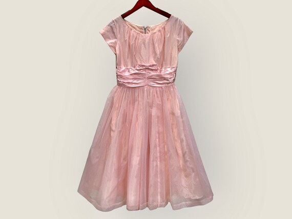 1950’s Pastel Pink Party Dress with White Swiss D… - image 2