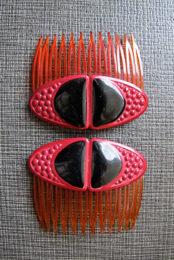 Vintage Combs-Set of 2-Ladybug