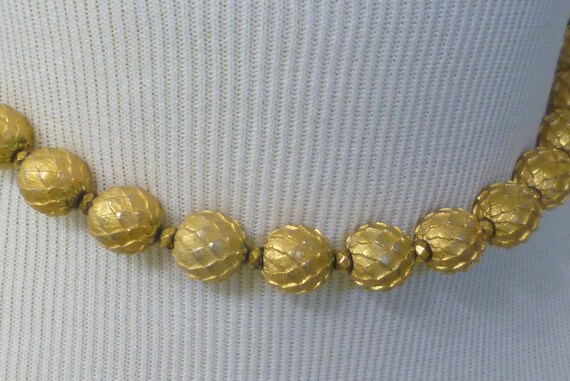 Vintage 50's Gold Tone Chocker Style Necklace - image 2