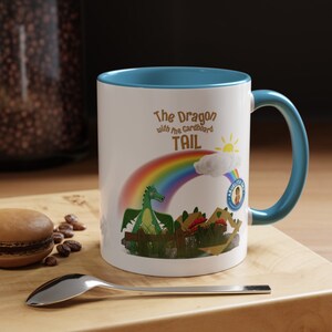 Taza de café El dragón con la cola de cartón, Regalo para amante del ratón de biblioteca, Taza para amante del dragón, Taza decorativa de 11 oz