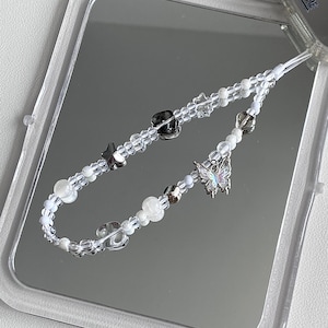 Breloque pour téléphone portable papillon argenté, breloque pour téléphone transparente en chaîne, dragonne pour téléphone minimaliste, joli breloque pour téléphone, idée cadeau