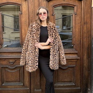 Luxury winter vintage coat, warm fur coat, womans fur jacket, oversized woman coat, long street wear, winter clothing luxury fur coat woman