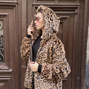Faux fur winter bomber, warm vintage winter coat for woman, luxury fur coat, winter faux fur clothing, faux street wear, bobmer fur jacket
