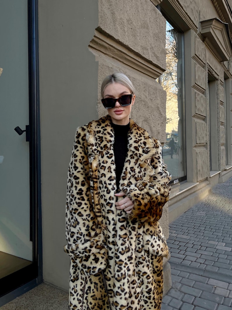 Winter coat, vintage warm fur luxury coats, woman fur jacket, womans oversized long coat, luxury gift coat, winter clothing, fur coat woman