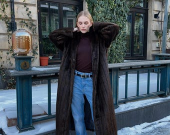女性用の暖かい冬用毛皮コート、ヴィンテージのロング冬用コート、高級冬用毛皮衣類、ロング女性用毛皮ジャケット、冬用毛皮コート女性、高級ギフト