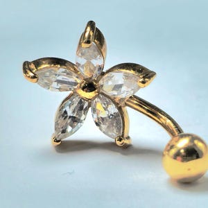 14K Gold Flower Belly Ring 14G 8MM Belly Button Rings, Belly Bar, Navel Jewellery - Hand Made Body Jewellery Piercings