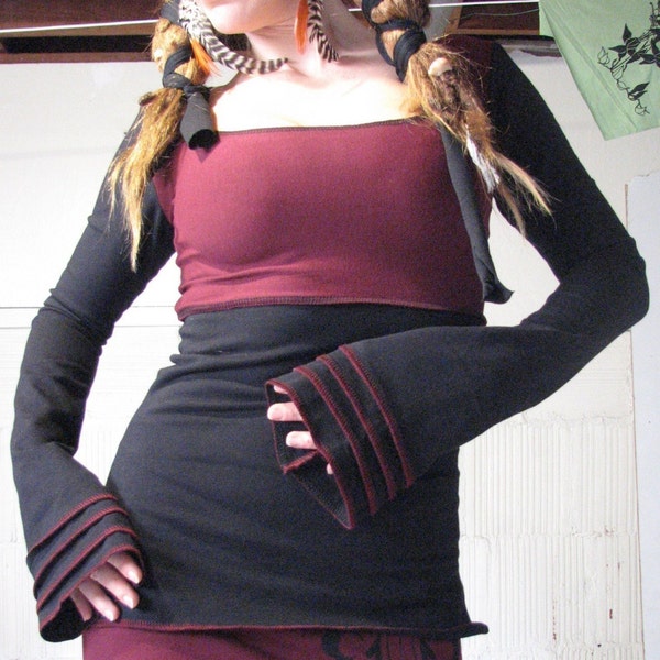 The Travelers  Tunic