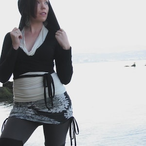 Devi Wrap top with hood