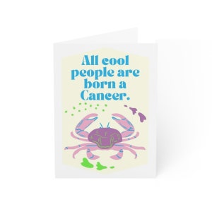 Biglietto di auguri di compleanno trendy "Tutte le persone fantastiche nascono Cancro" con lo zodiaco