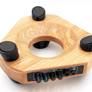 Orbis Hex Handpan Stand, Amplifier, 3 Pickups (Microphones). Suits all handpans and tongue drums