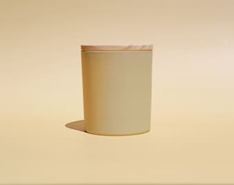 Bougies beiges vides en vrac de 8 oz avec couvercles en bambou | Fabricant de bougies | Paquet de 12 | Vente en gros de vases à bougies | Pots pour bougies en vrac avec couvercles