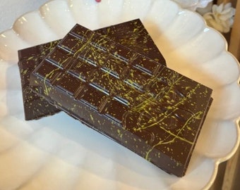 2 Pieces Large Kunafa Pistachio Chocolate Bar - Inspired by the Viral Chocolate Bar - Pistachio Chocolate