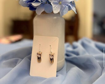 Sunday Dangly Earings (comes with back)
