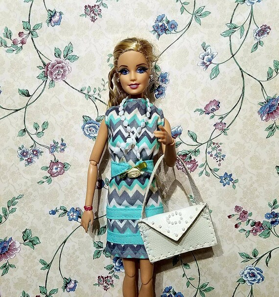 dress barbie dress