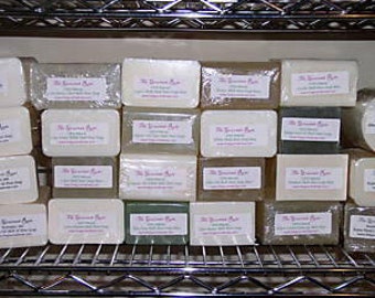 1 lb YOU CHOOSE SOAP Melt and Pour Soap Natural Base Cocoa Shea Butter Oatmeal Goat's Milk Olive Oil Honey Aloe Vera Low Sweat Clear White