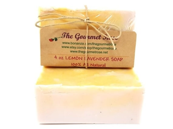 Friendly Soap Lavendelseife - Handgemacht, Vegan, Mit ätherischem Lavendelöl & Blüten