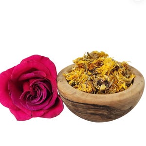 1 oz CALENDULA WHOLE FLOWERS Tea Dried Dry Loose Pot Marigold Petals Potpourri Bath Sachets Botanicals Soap Herbal Culinary Caffeine Free