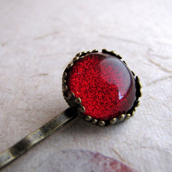 Ruby Sparkle Petite Crown Hair Pin in Antiqued Brass