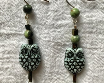 Little Owls beaded drop earrings