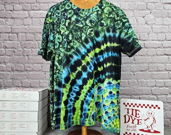 XL Handmade Tie-Dye Crew Neck Tee - Unisex Bella + Canvas 3001 - Pizza Box Tie Dye