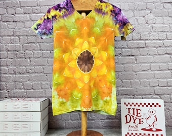 Unisex S Sunflower Mandala V-neck T-shirt: Hand-Dyed ComfortSoft Tee