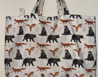 Bolsas de mercado hechas a mano: Oso Rey y Zorro Rey, reversibles, lavables, resistentes.