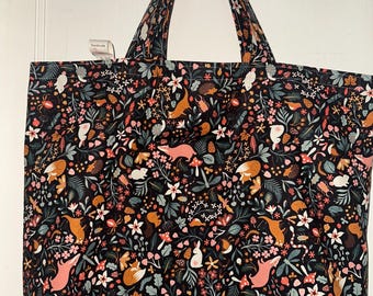 Bolsas de mercado hechas a mano: Criaturas del bosque, reversibles, lavables, resistentes