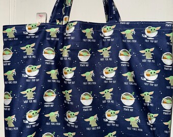 Bolso de mano reversible hecho a mano: NUEVO Star Wars Mandalorian Baby Yoda Nap Time