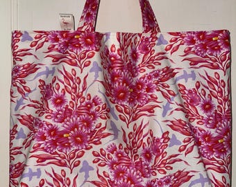 Handgemachte Henkeltasche - Shadow Shark & Lil Shelly von Tula Pink