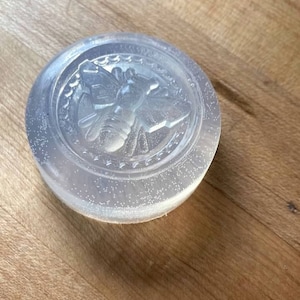 Honey glycerine bee soap bar: great for baby showers, wedding showers, party gifts