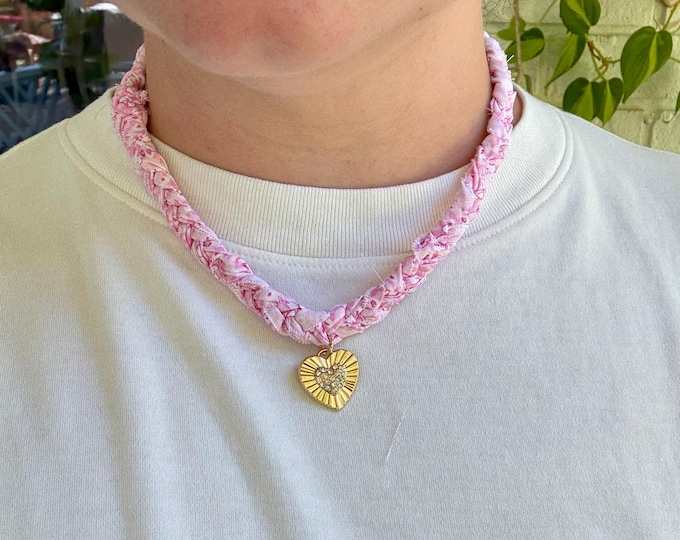 Remnant Necklace - Pink